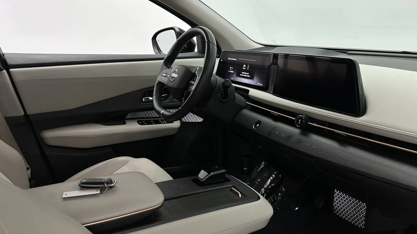 Nissan Ariya photo 36