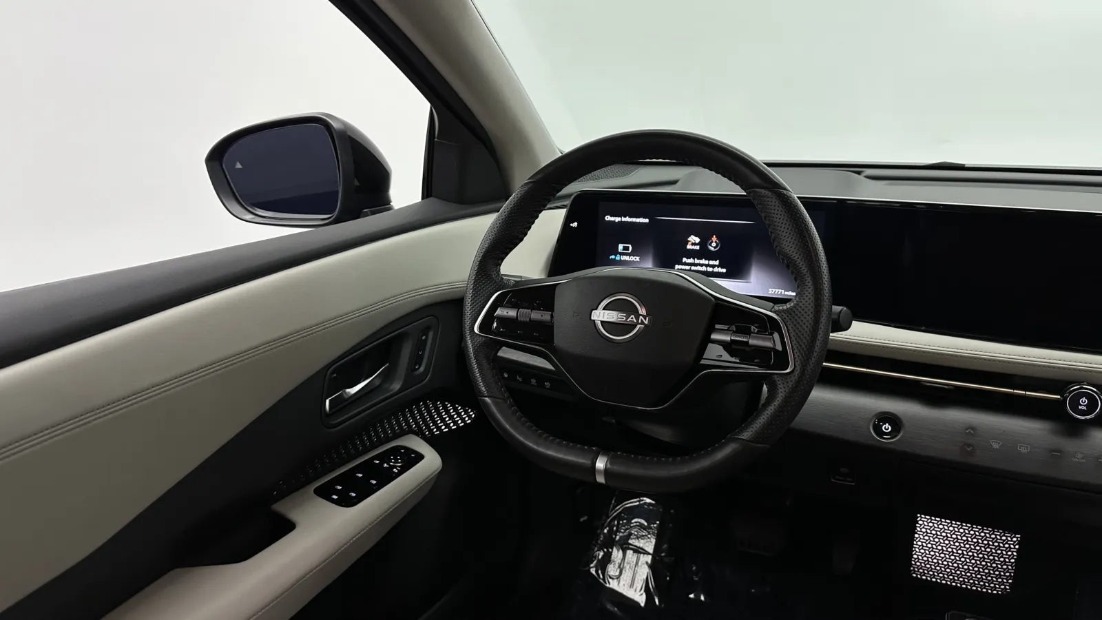 Nissan Ariya photo 29