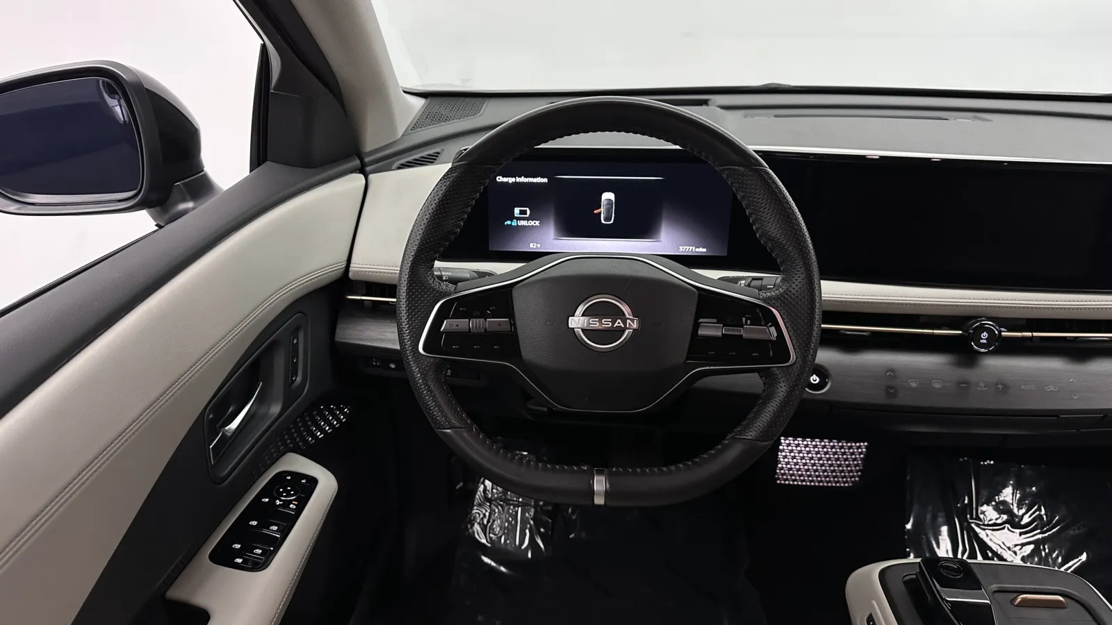 Nissan Ariya photo 28