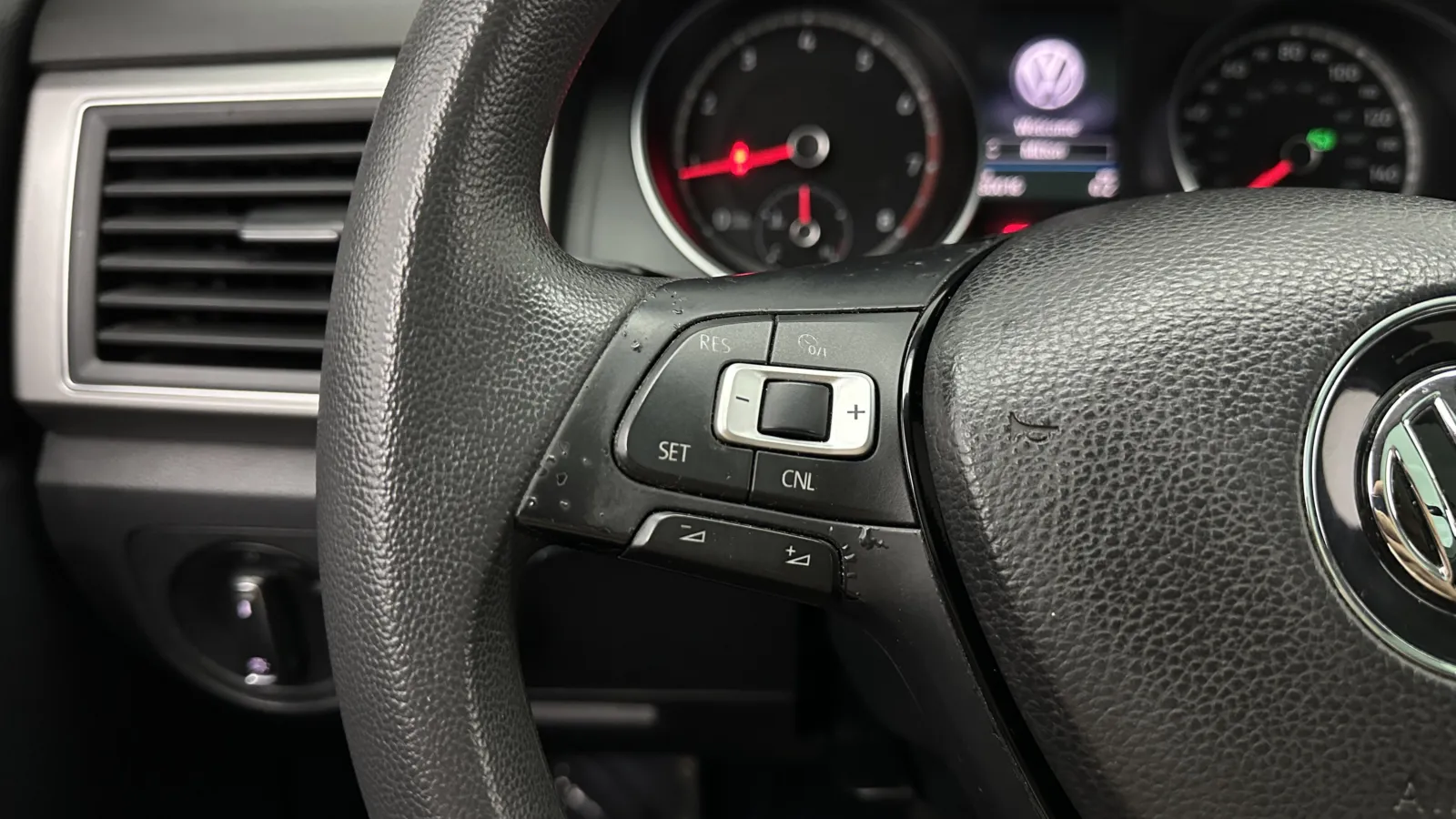 Volkswagen Atlas photo 19