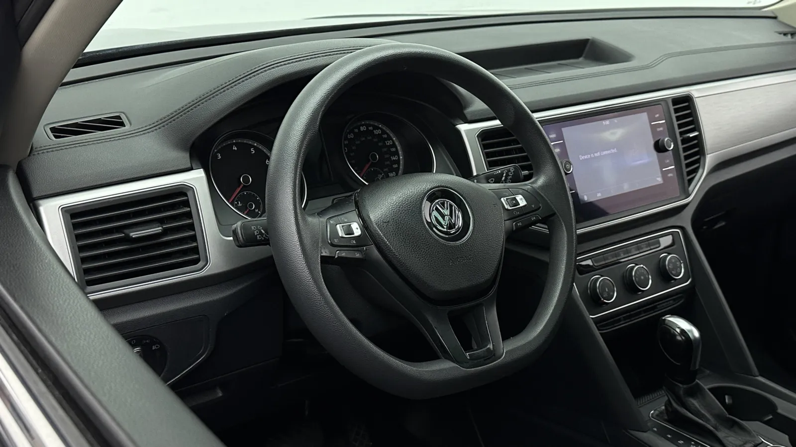 Volkswagen Atlas photo 10