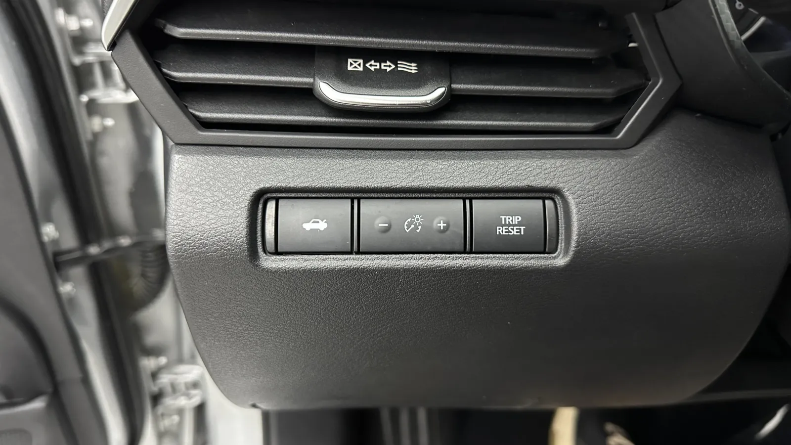 Nissan Altima photo 17