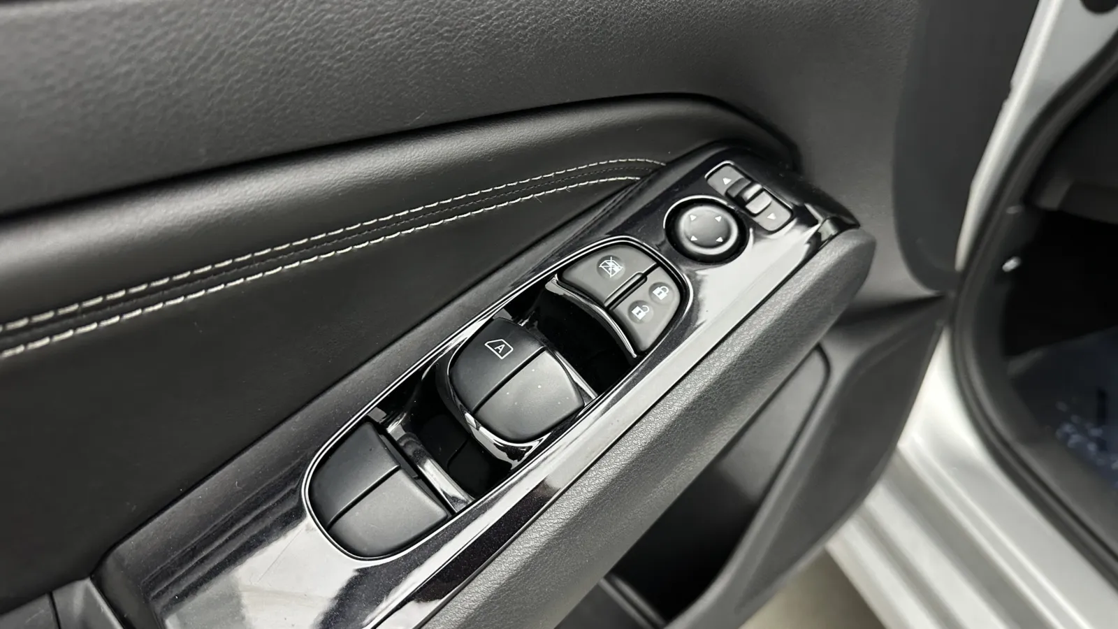 Nissan Altima photo 13