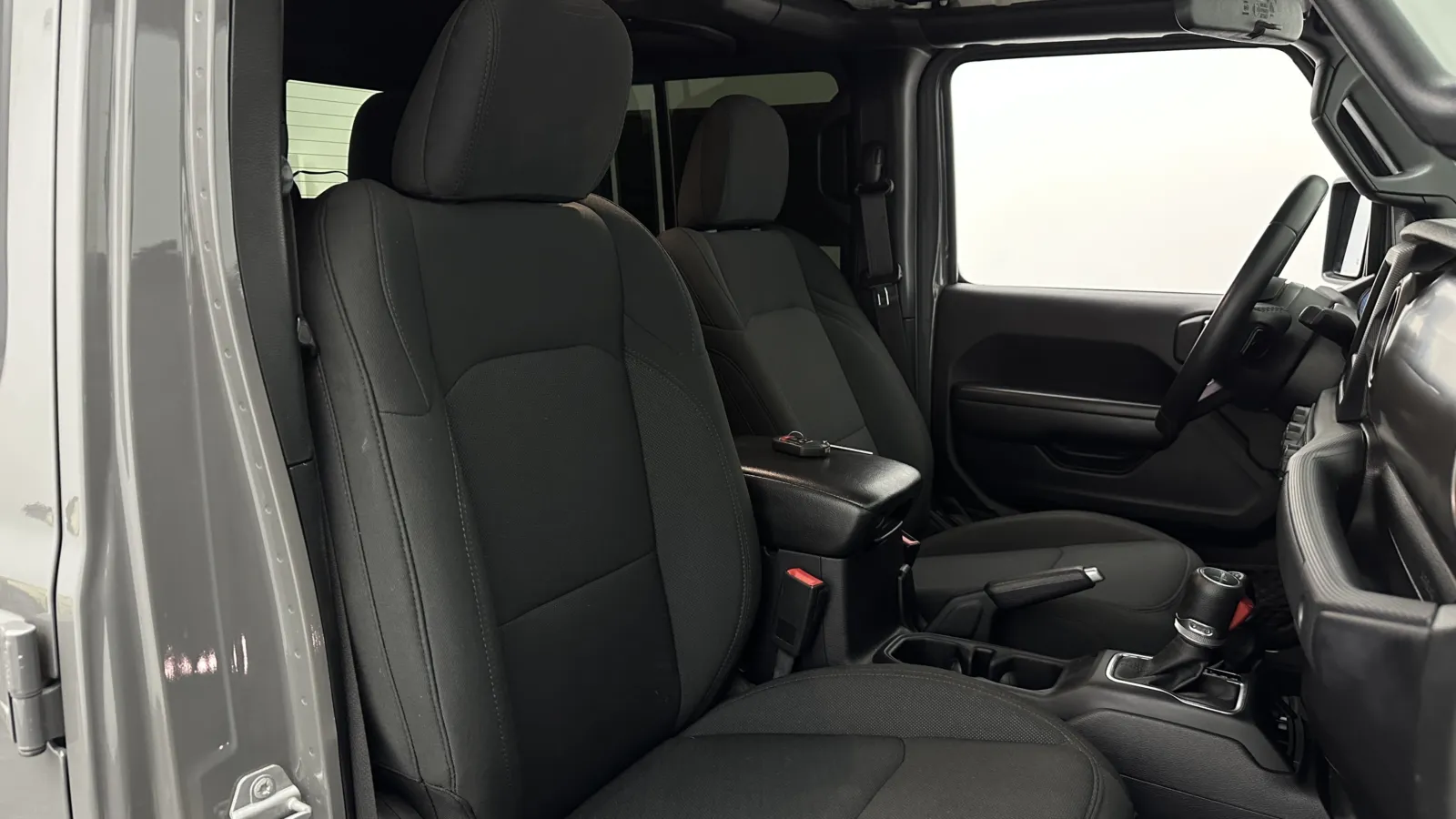 Jeep Gladiator photo 33