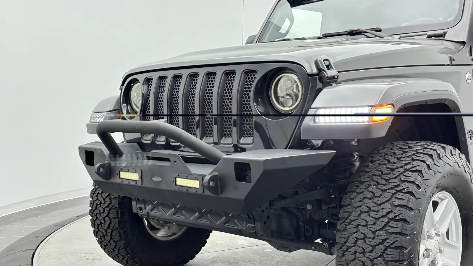 Jeep Gladiator photo 8