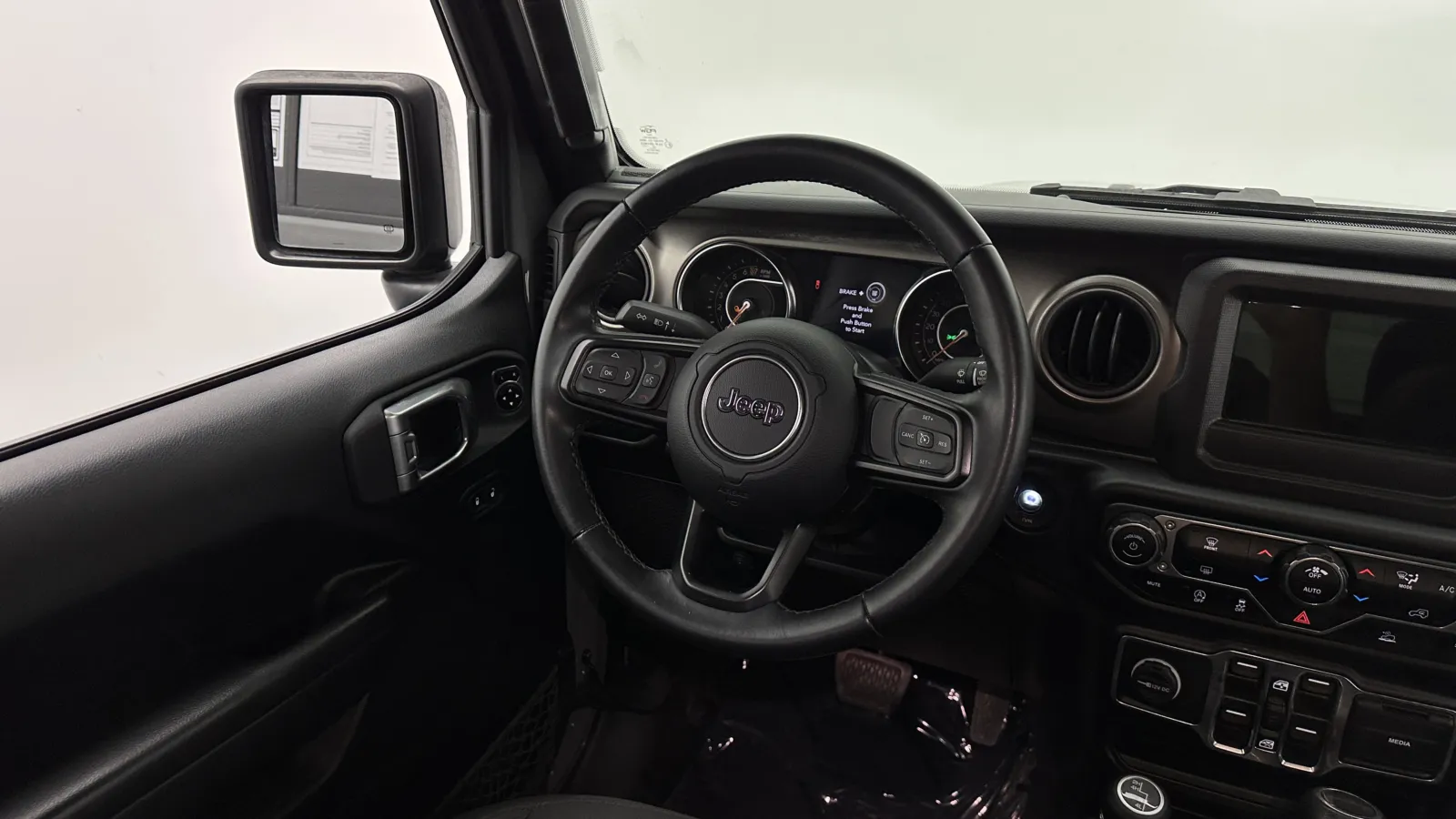 Jeep Gladiator photo 25
