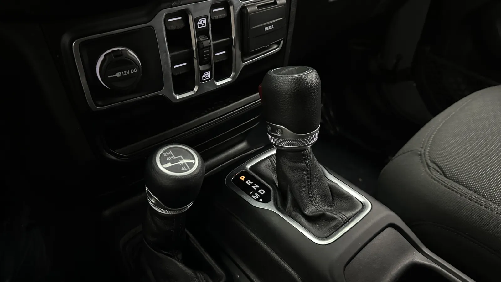 Jeep Gladiator photo 14