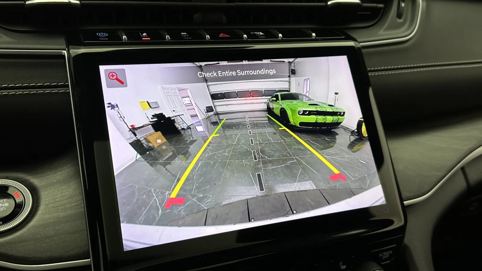 Jeep Grand Cherokee photo 23
