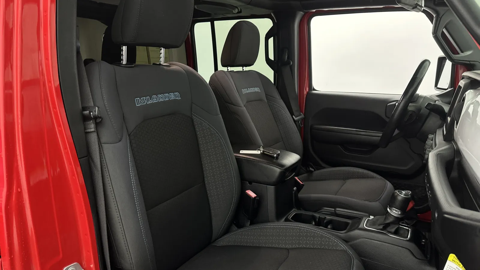Jeep Wrangler photo 34