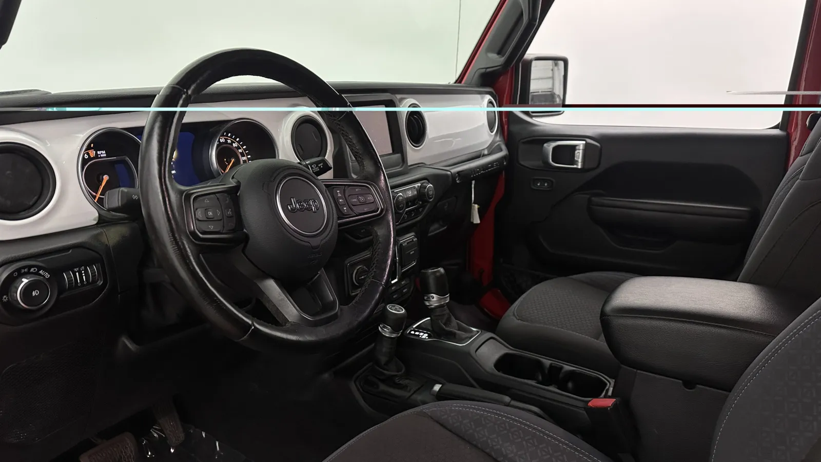 Jeep Wrangler photo 10