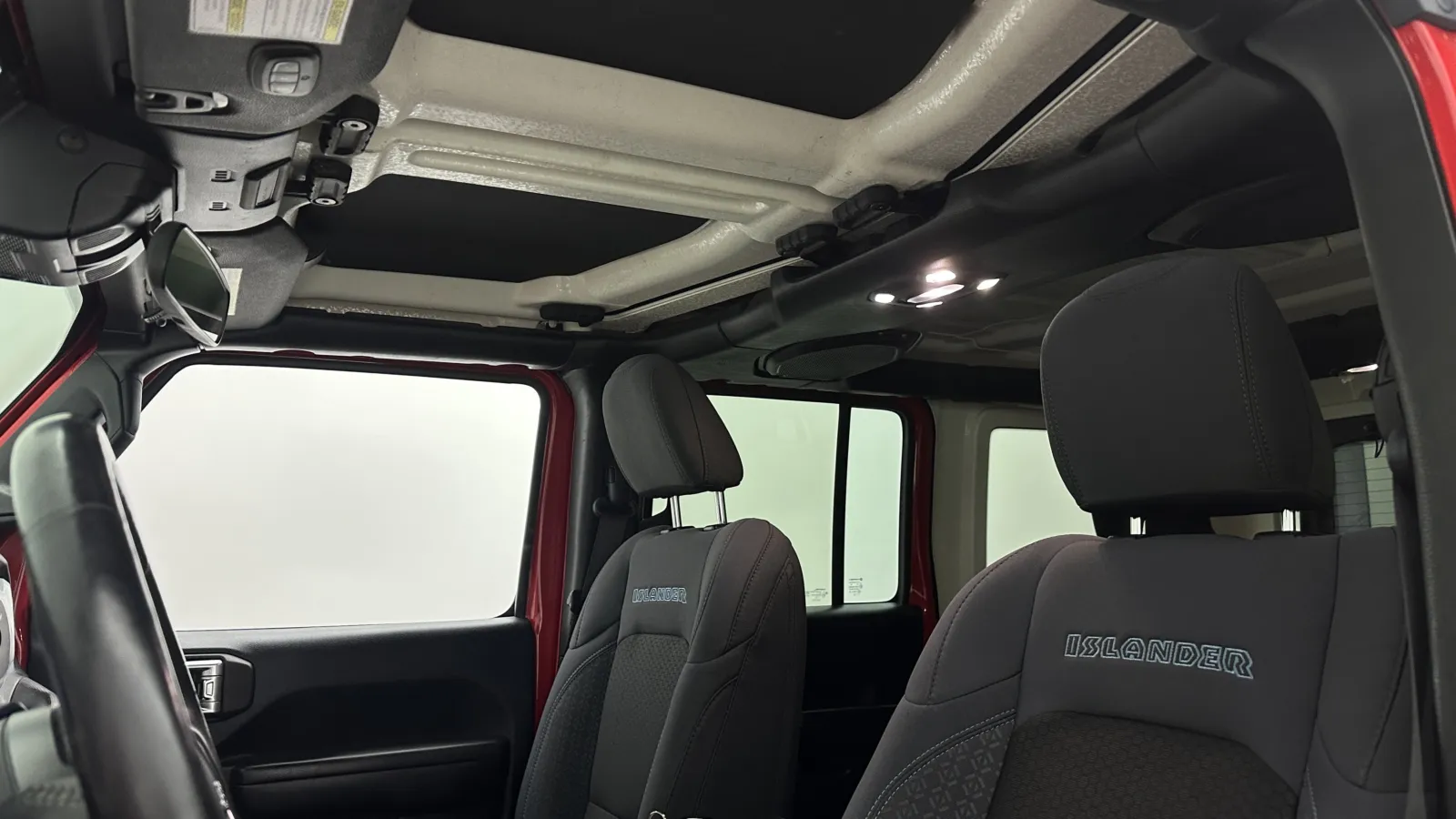 Jeep Wrangler photo 20