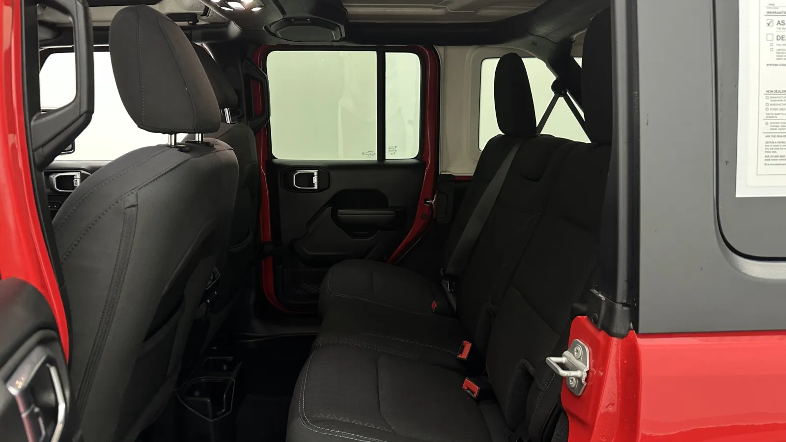 Jeep Wrangler photo 21