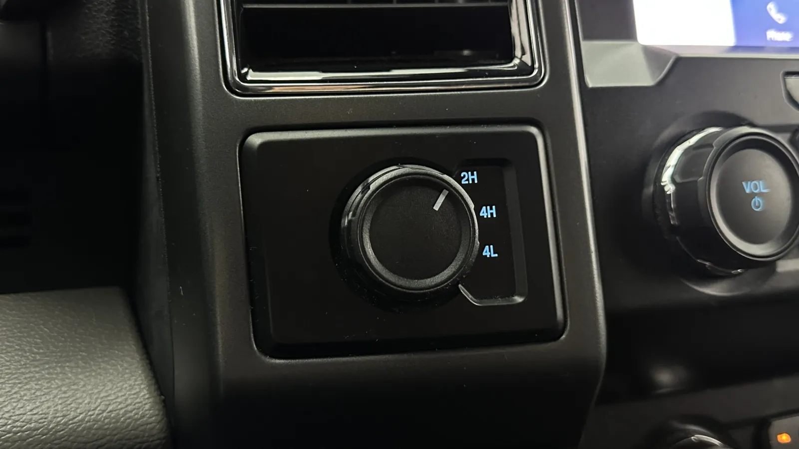 Ford F-250 photo 15