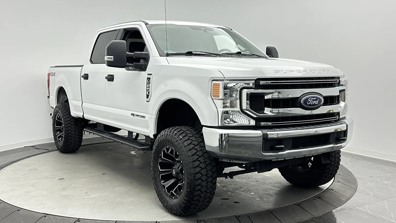 Ford F-250 photo 3