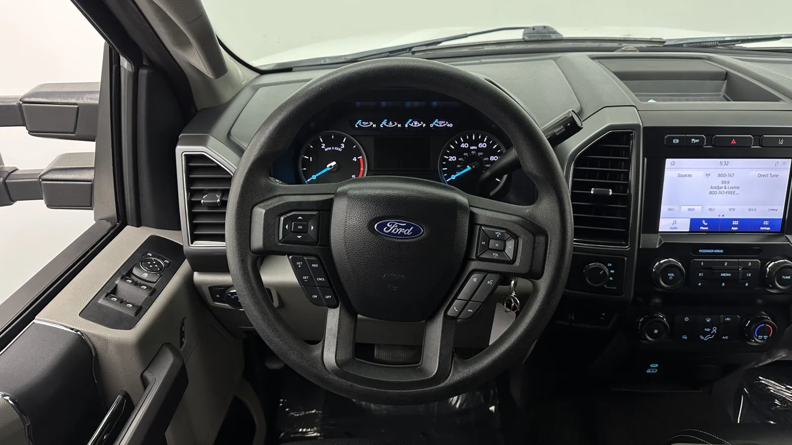 Ford F-250 photo 26