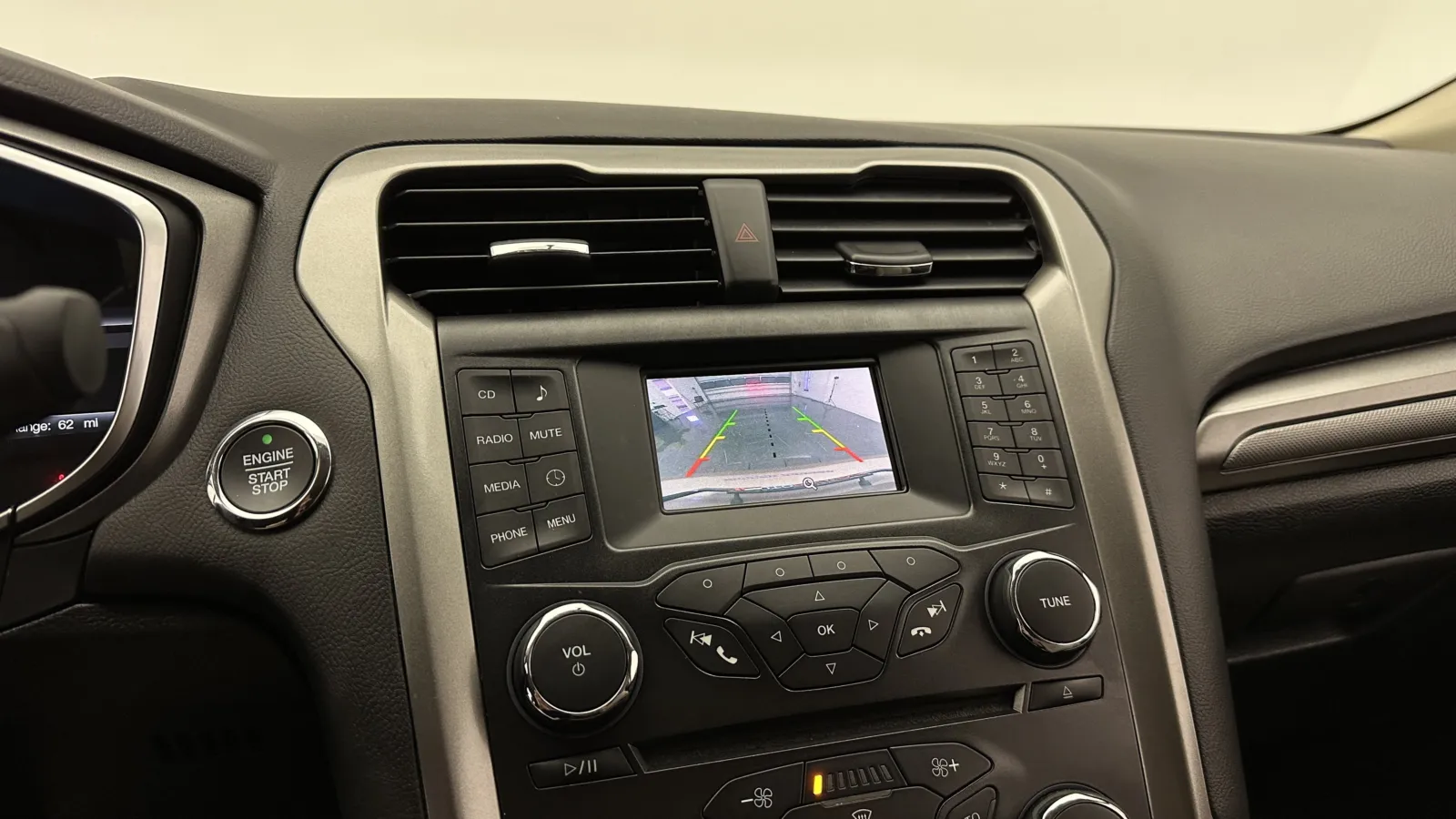 Ford Fusion photo 15