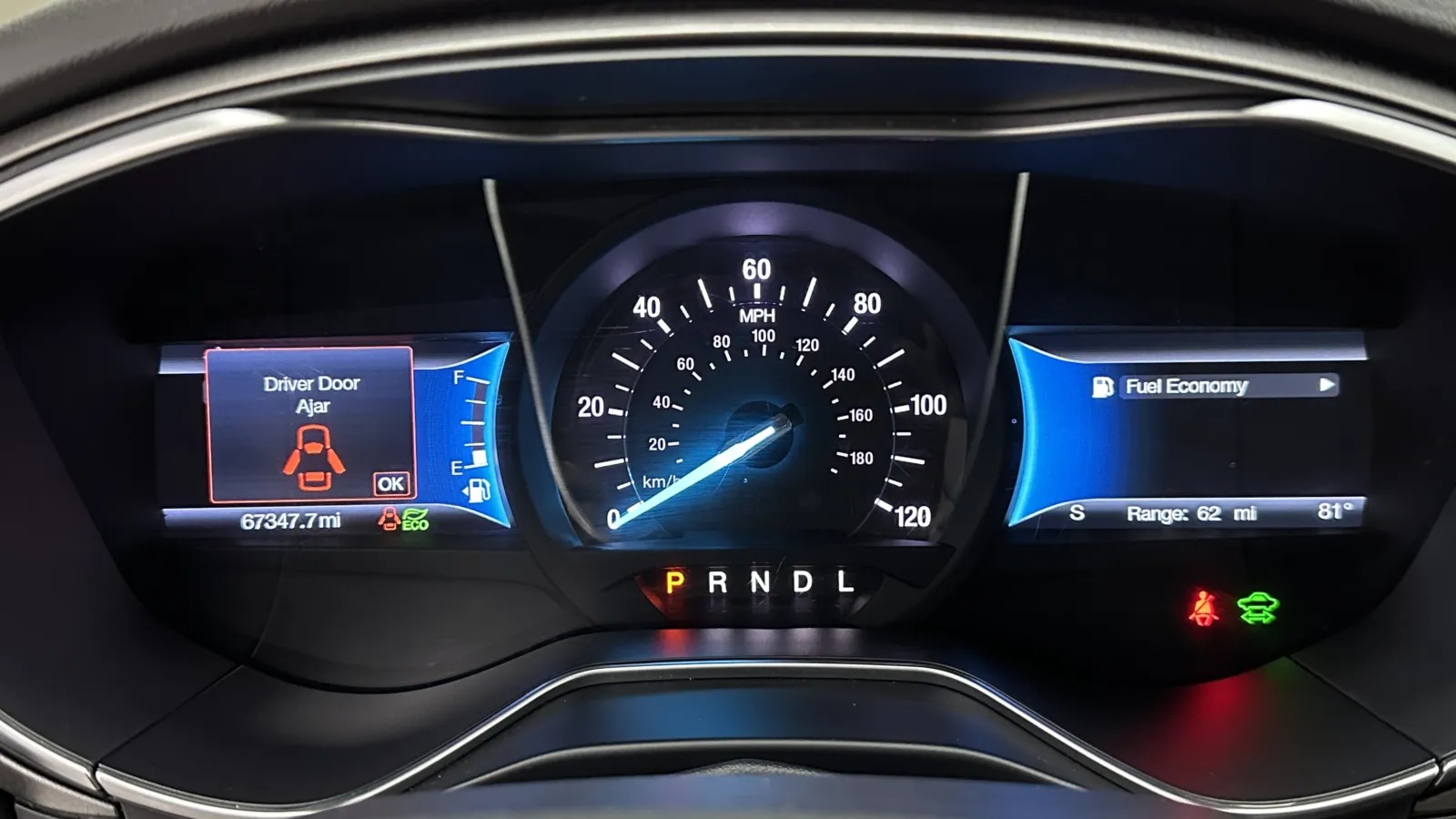 Ford Fusion photo 17