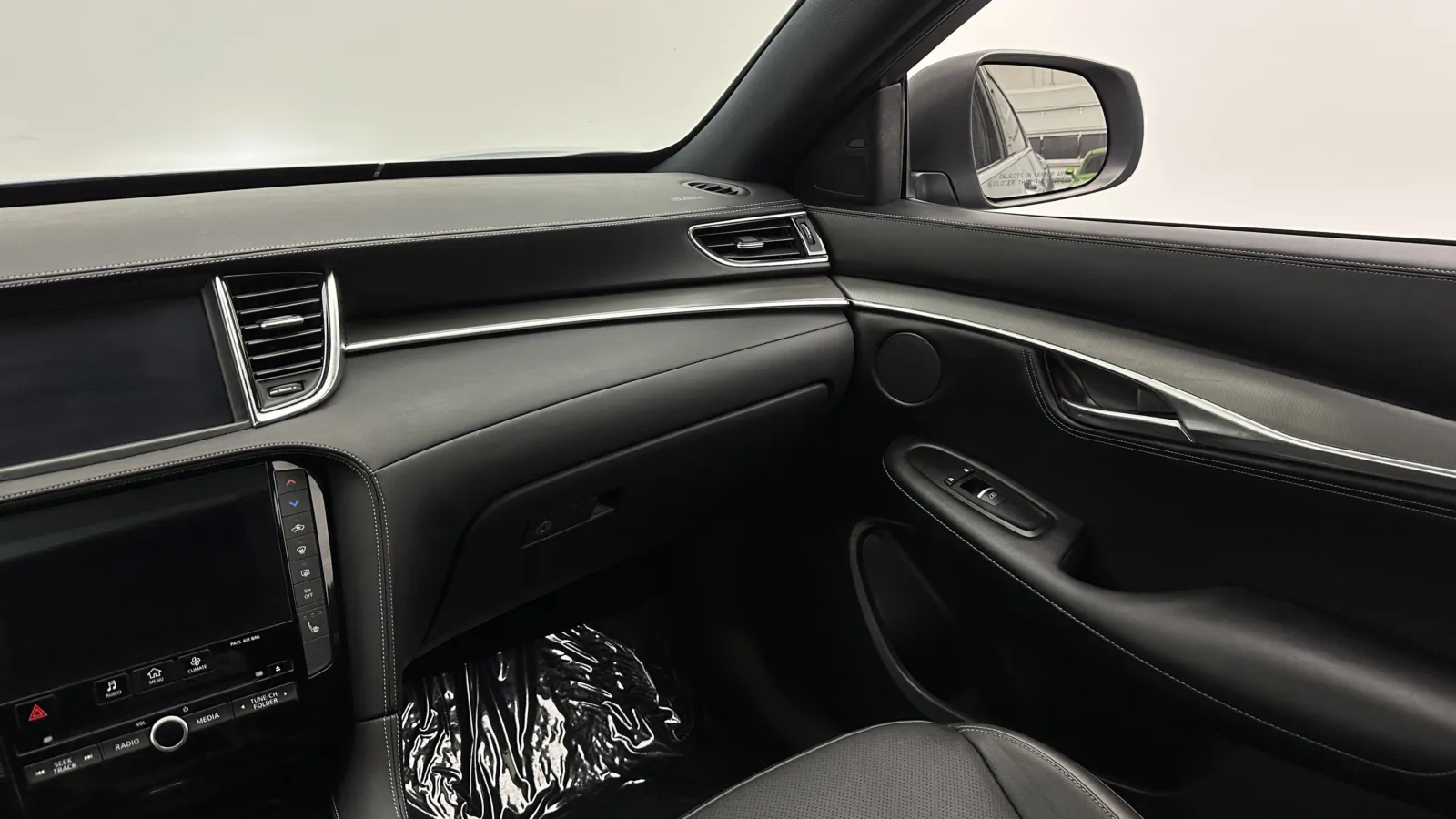 Infiniti QX55 photo 31