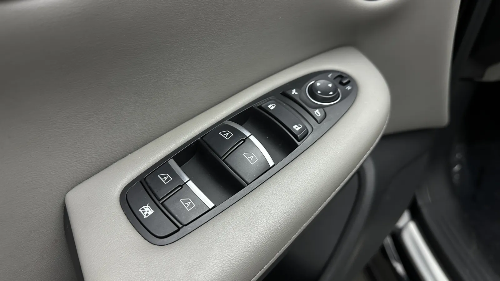 Infiniti QX50 photo 13