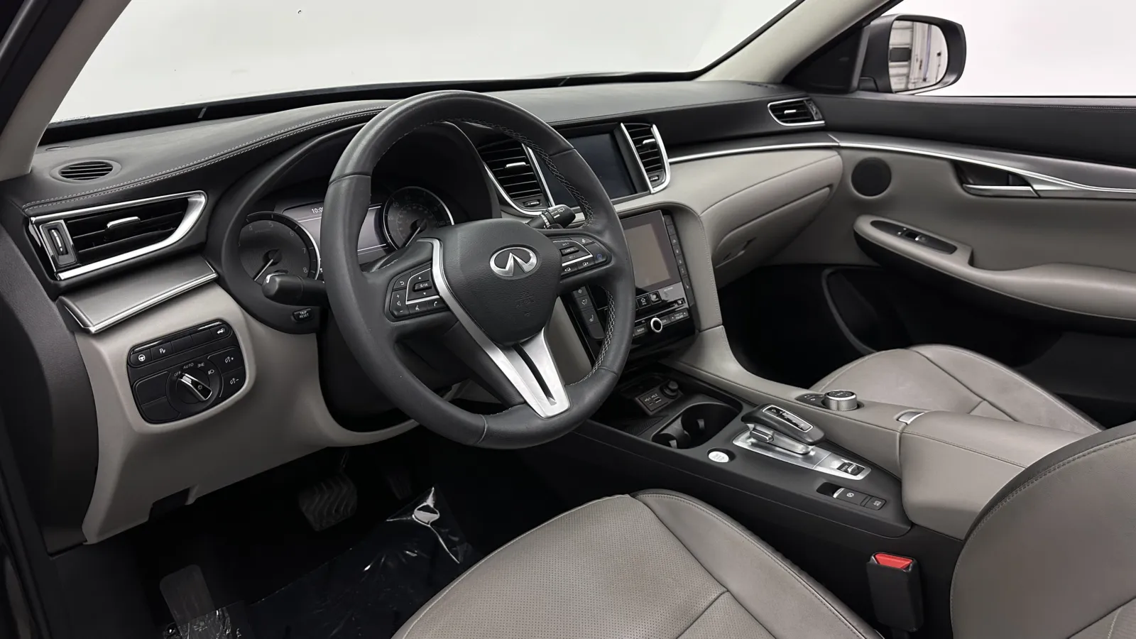 Infiniti QX50 photo 11