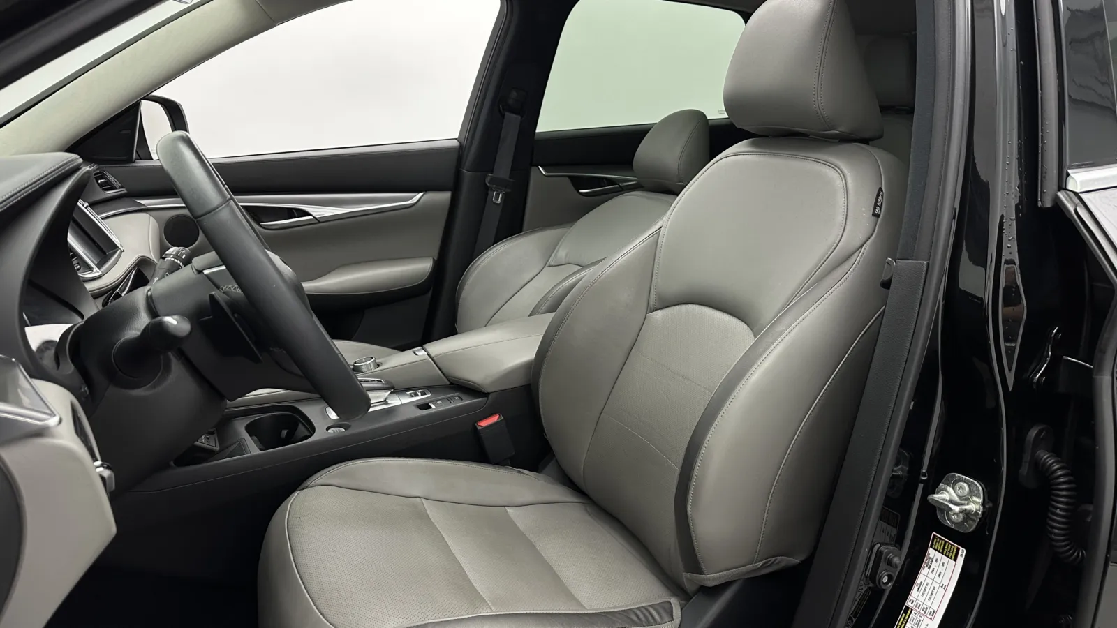 Infiniti QX50 photo 16