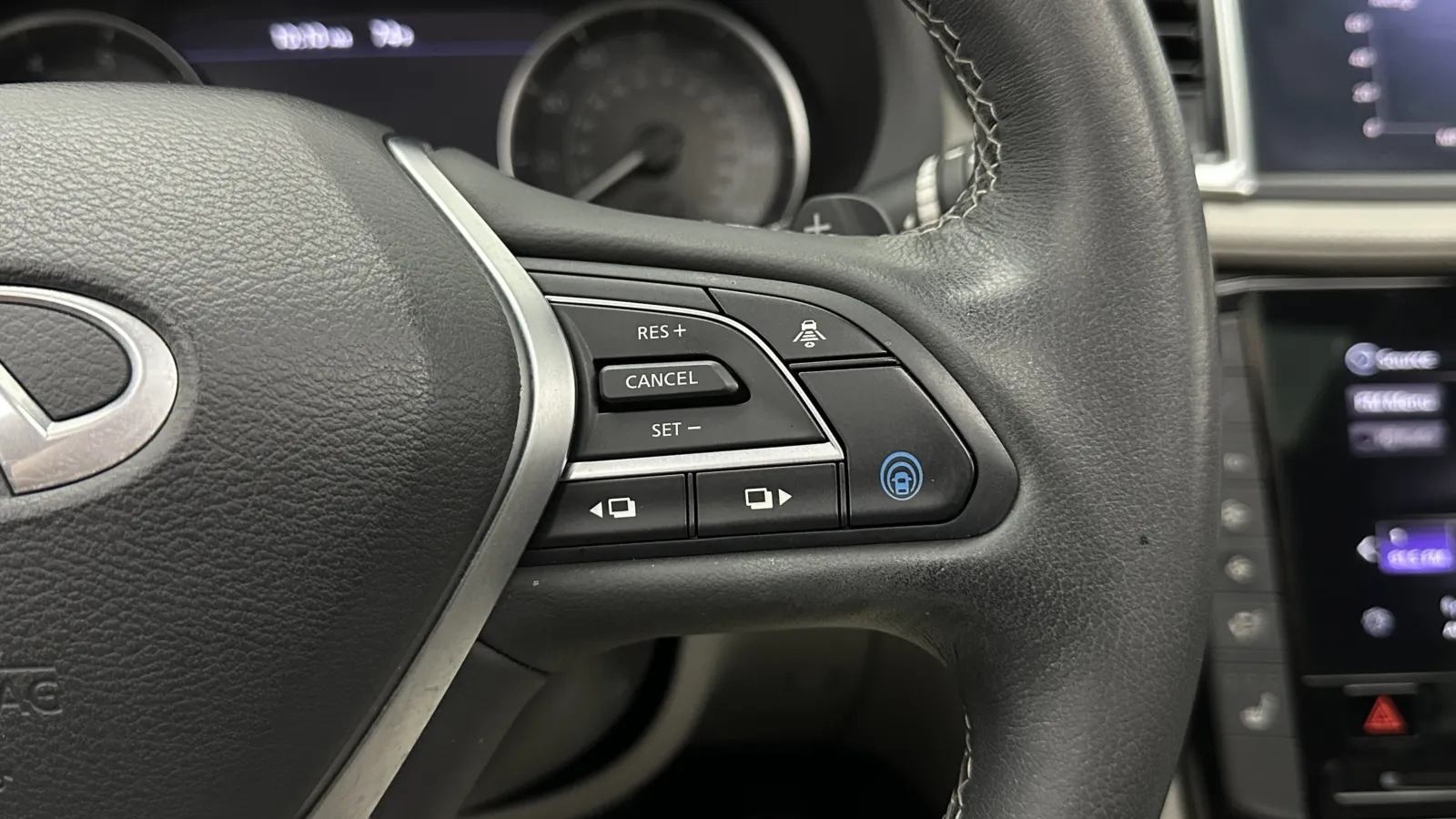 Infiniti QX50 photo 24