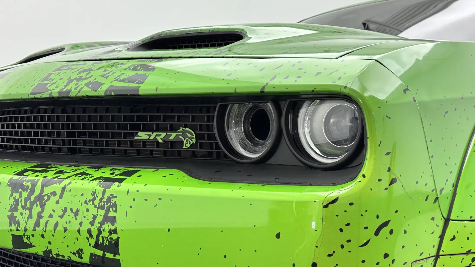 Dodge Challenger photo 9