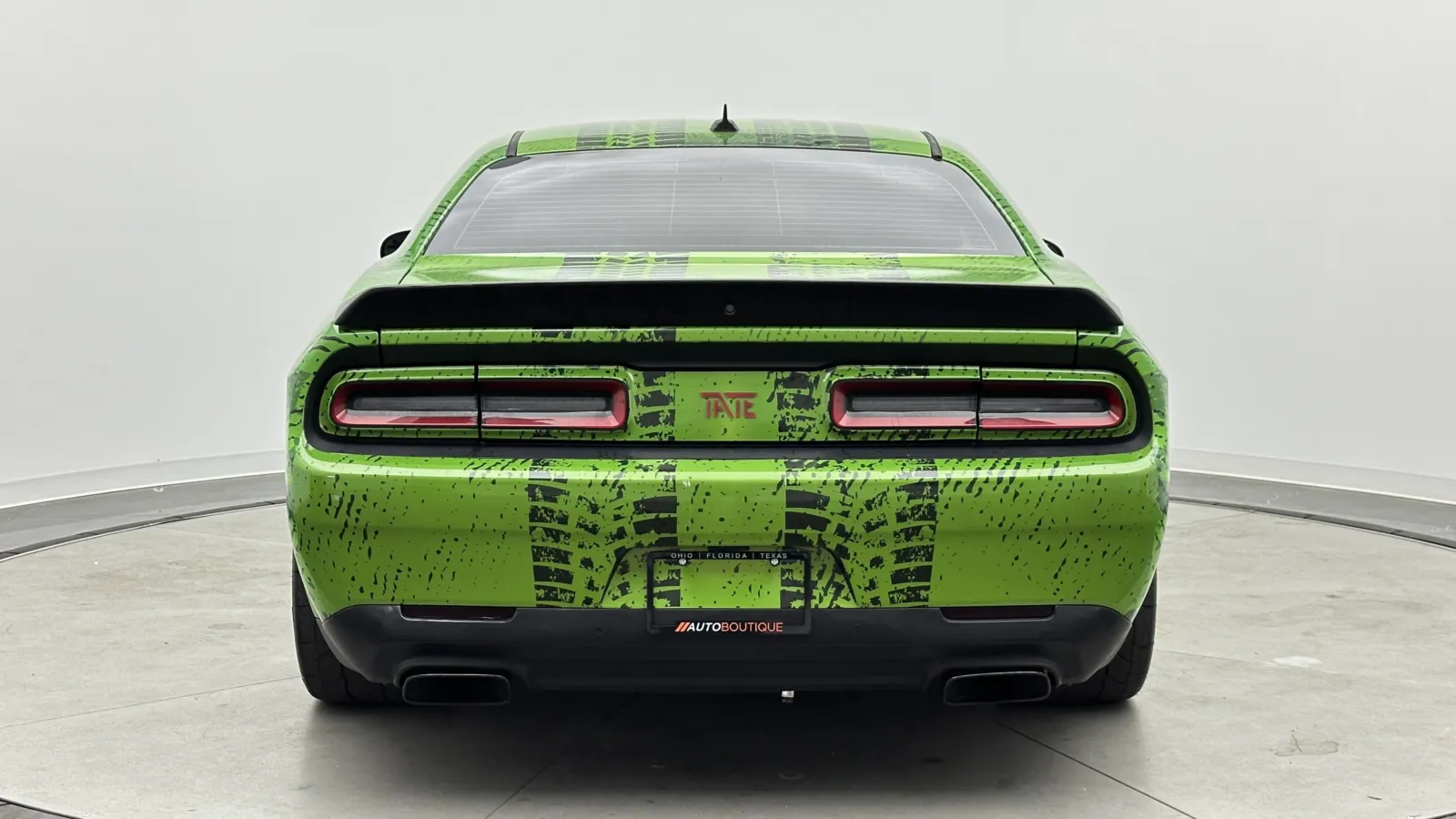 Dodge Challenger photo 6
