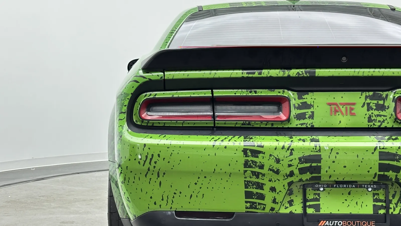 Dodge Challenger photo 10