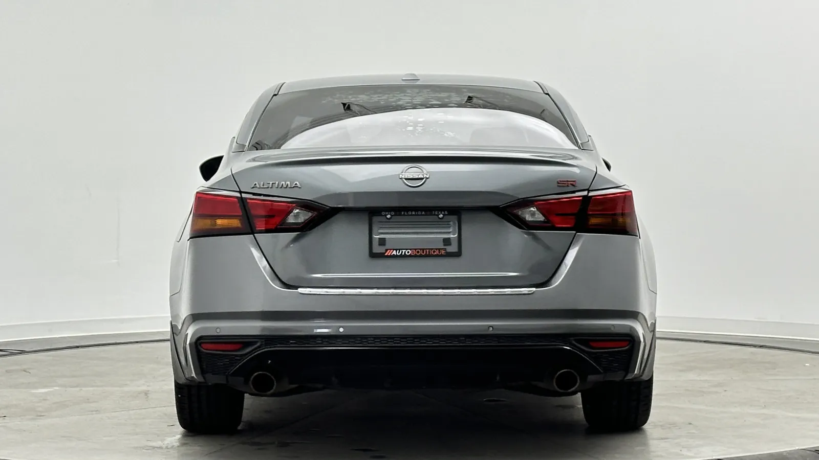Nissan Altima photo 6