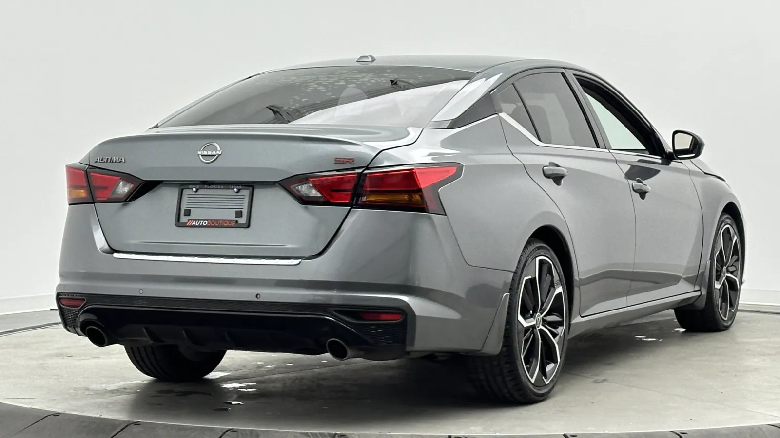 Nissan Altima photo 7