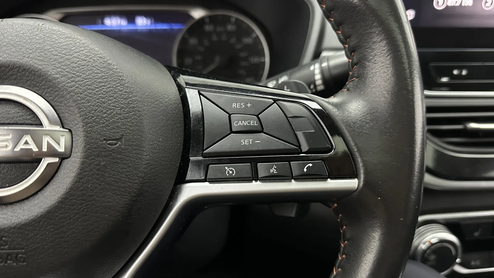 Nissan Altima photo 25