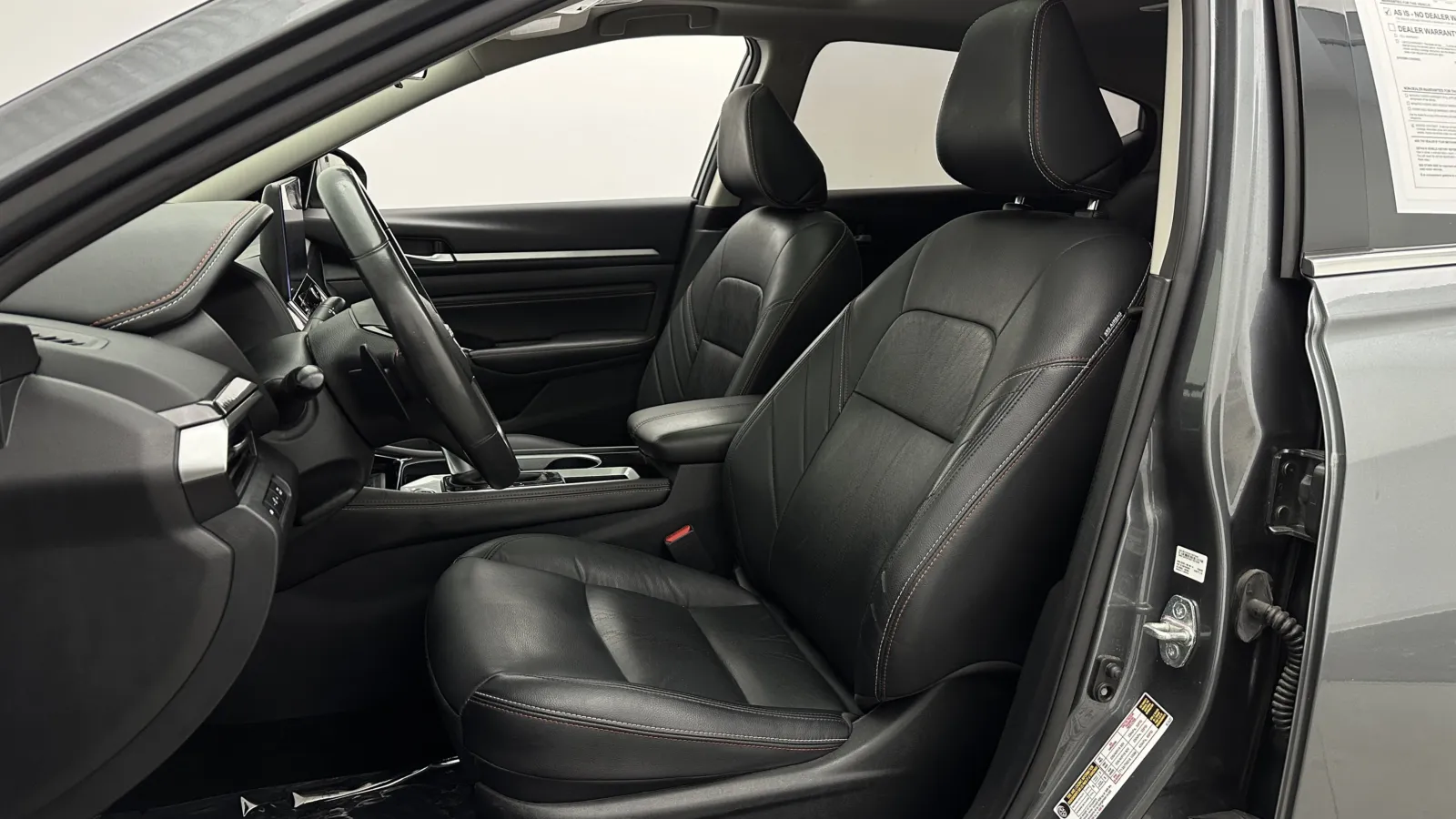 Nissan Altima photo 16