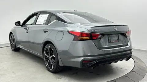 More photos of 2023 Nissan Altima 2.5 SR at Auto Boutique Florida, FL