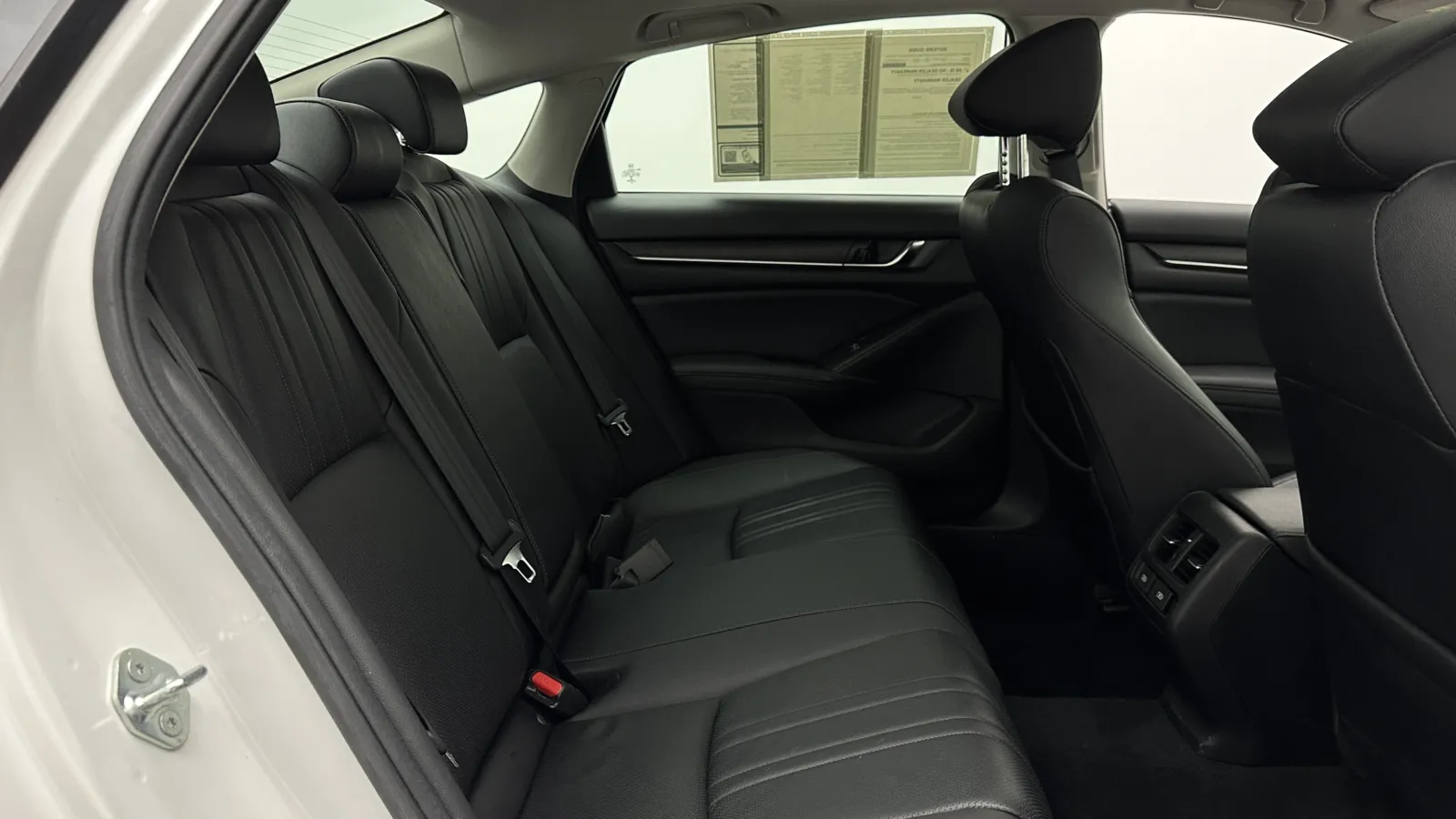 Honda Accord photo 33