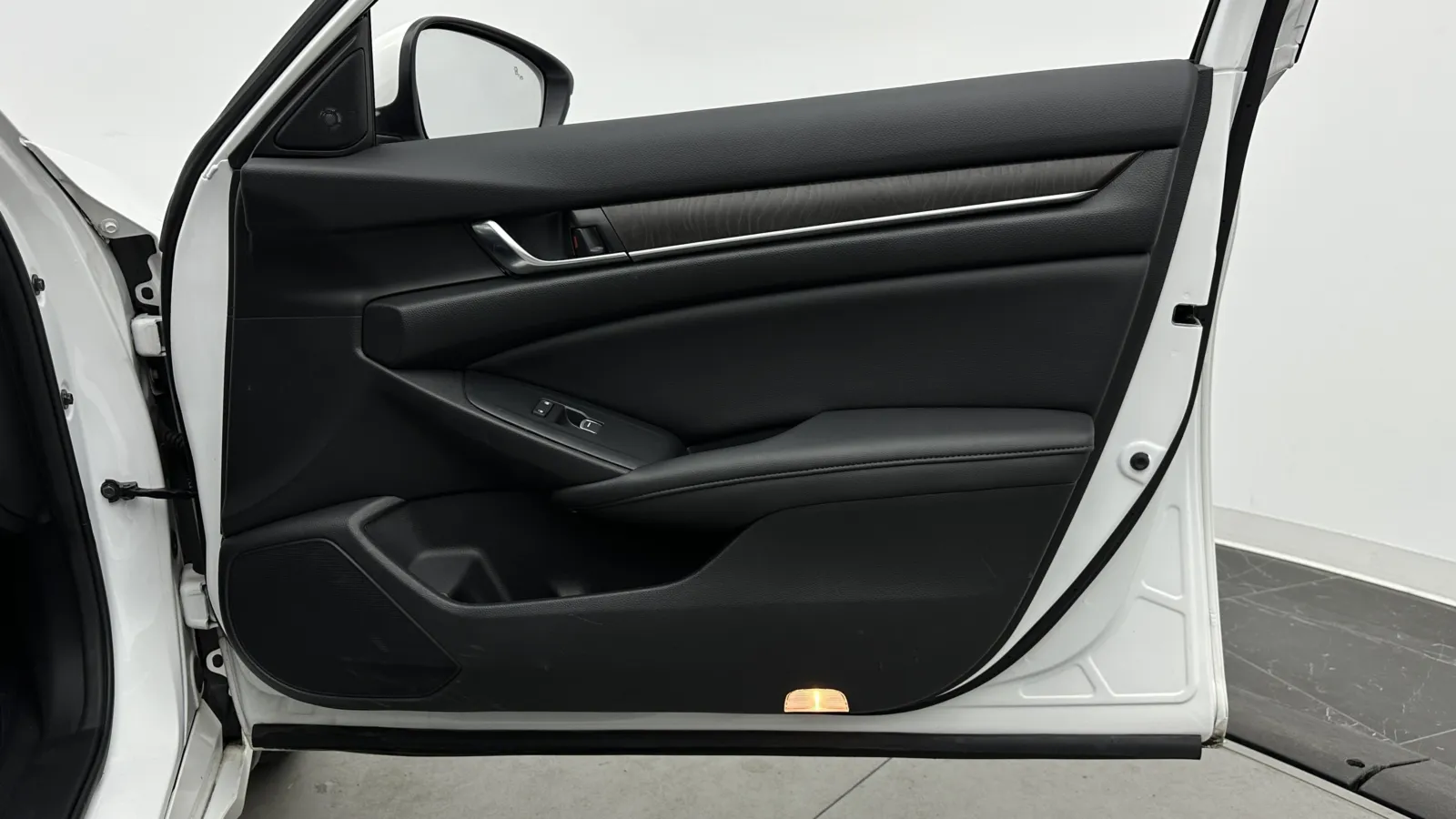 Honda Accord photo 35