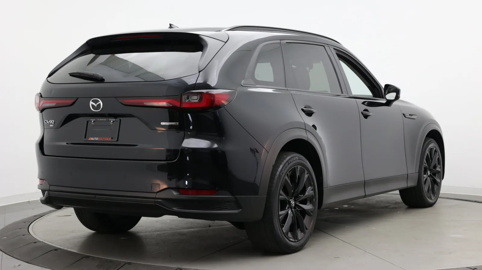 Mazda CX-90 photo 8