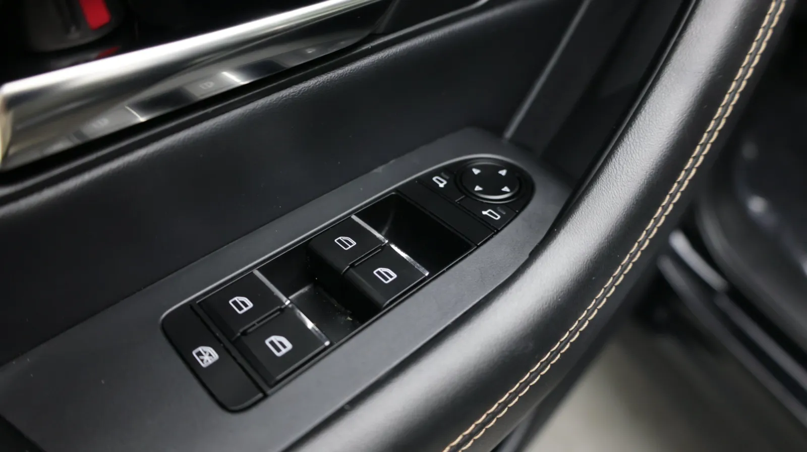 Mazda CX-90 photo 12