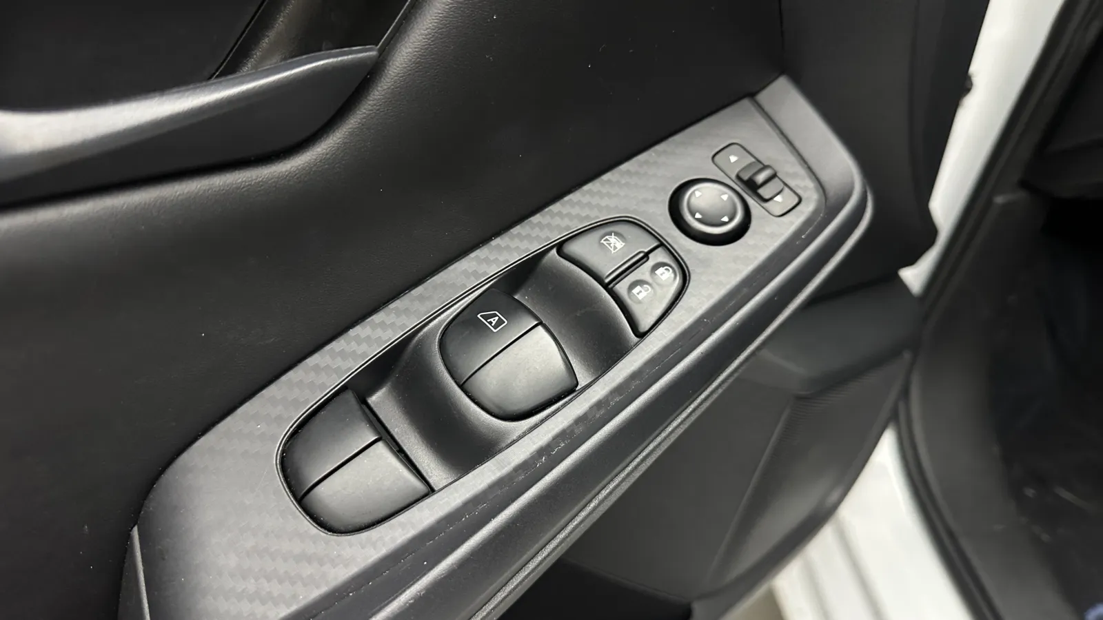 Nissan Sentra photo 11