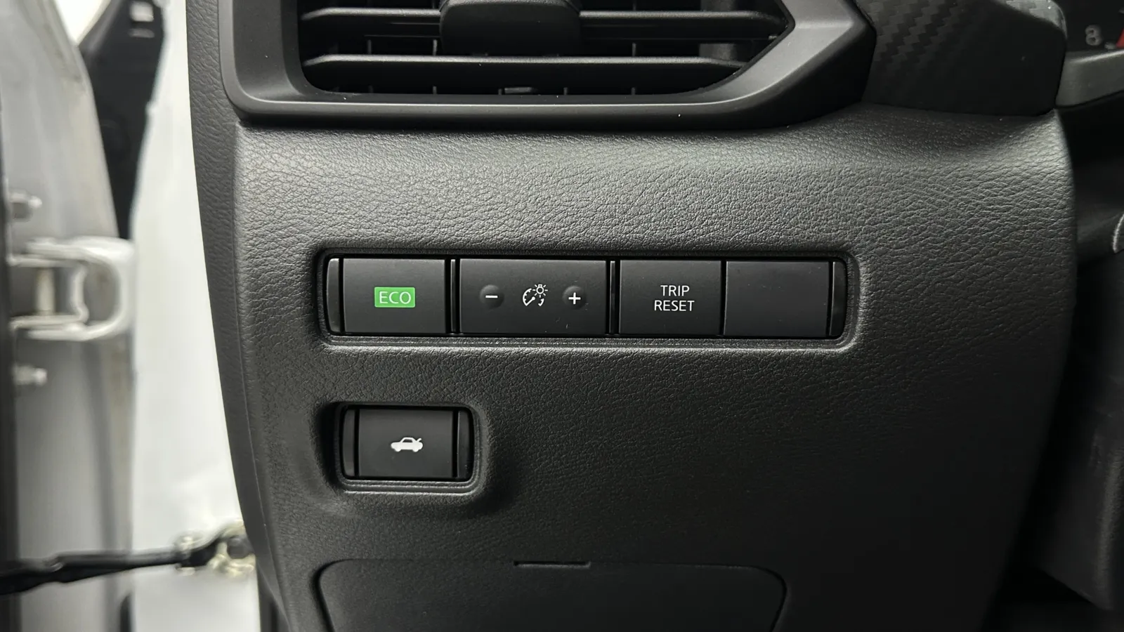 Nissan Sentra photo 14