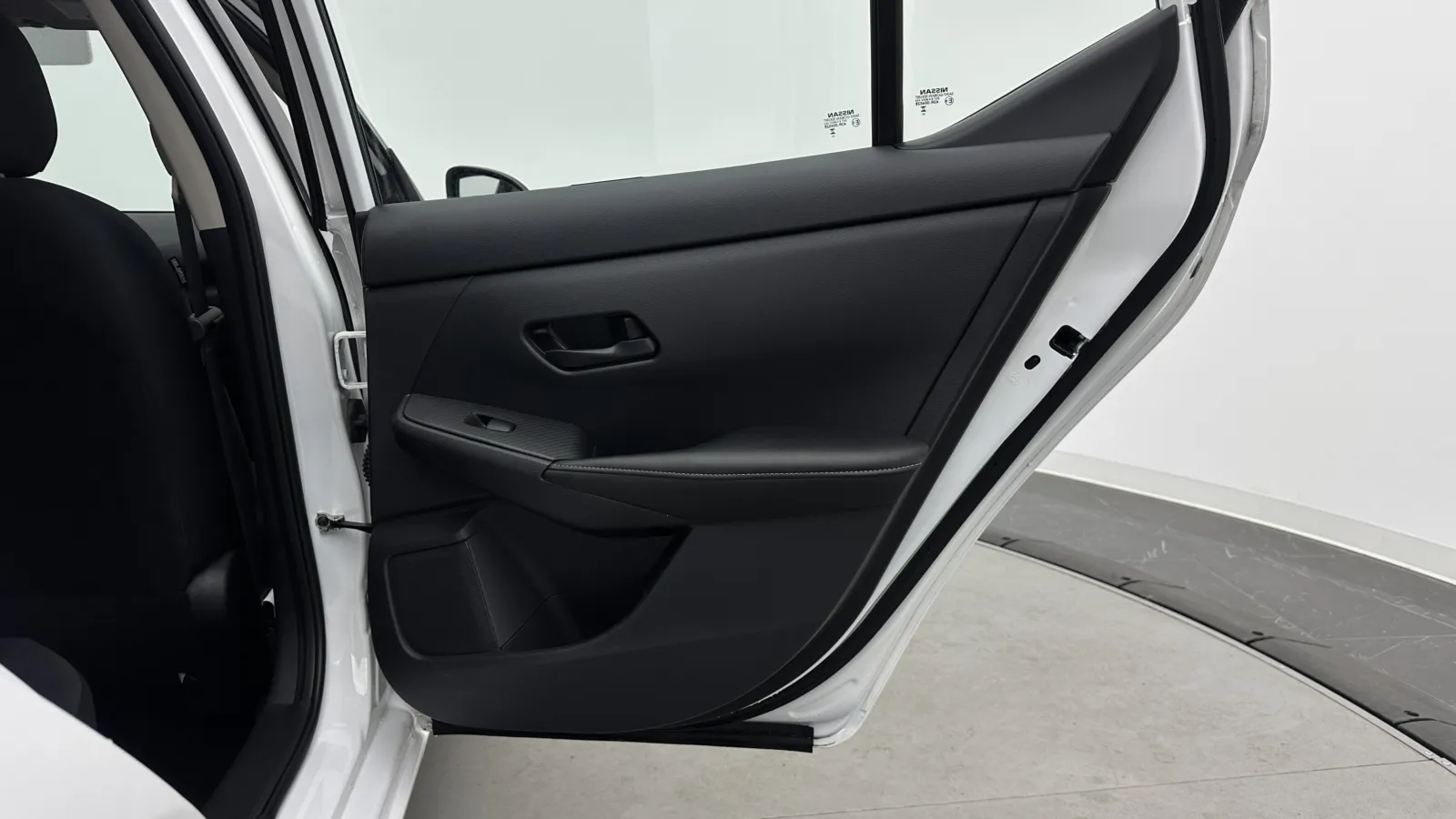 Nissan Sentra photo 29