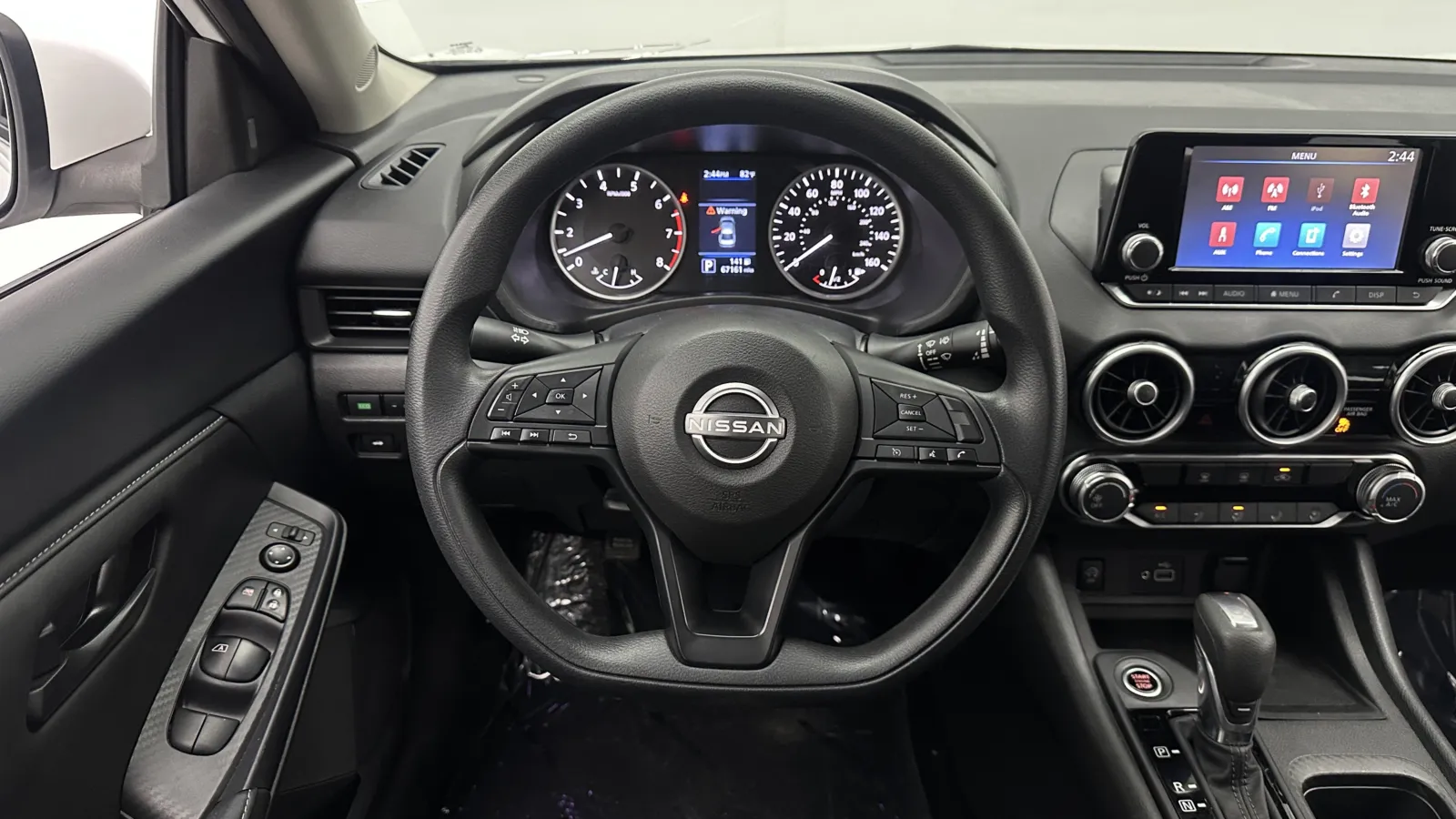 Nissan Sentra photo 24