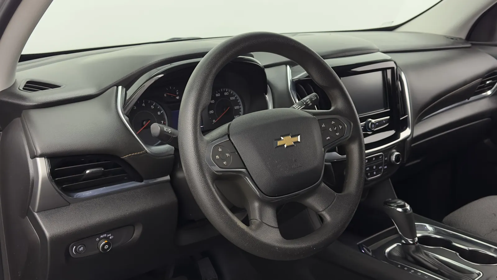 Chevrolet Traverse photo 8