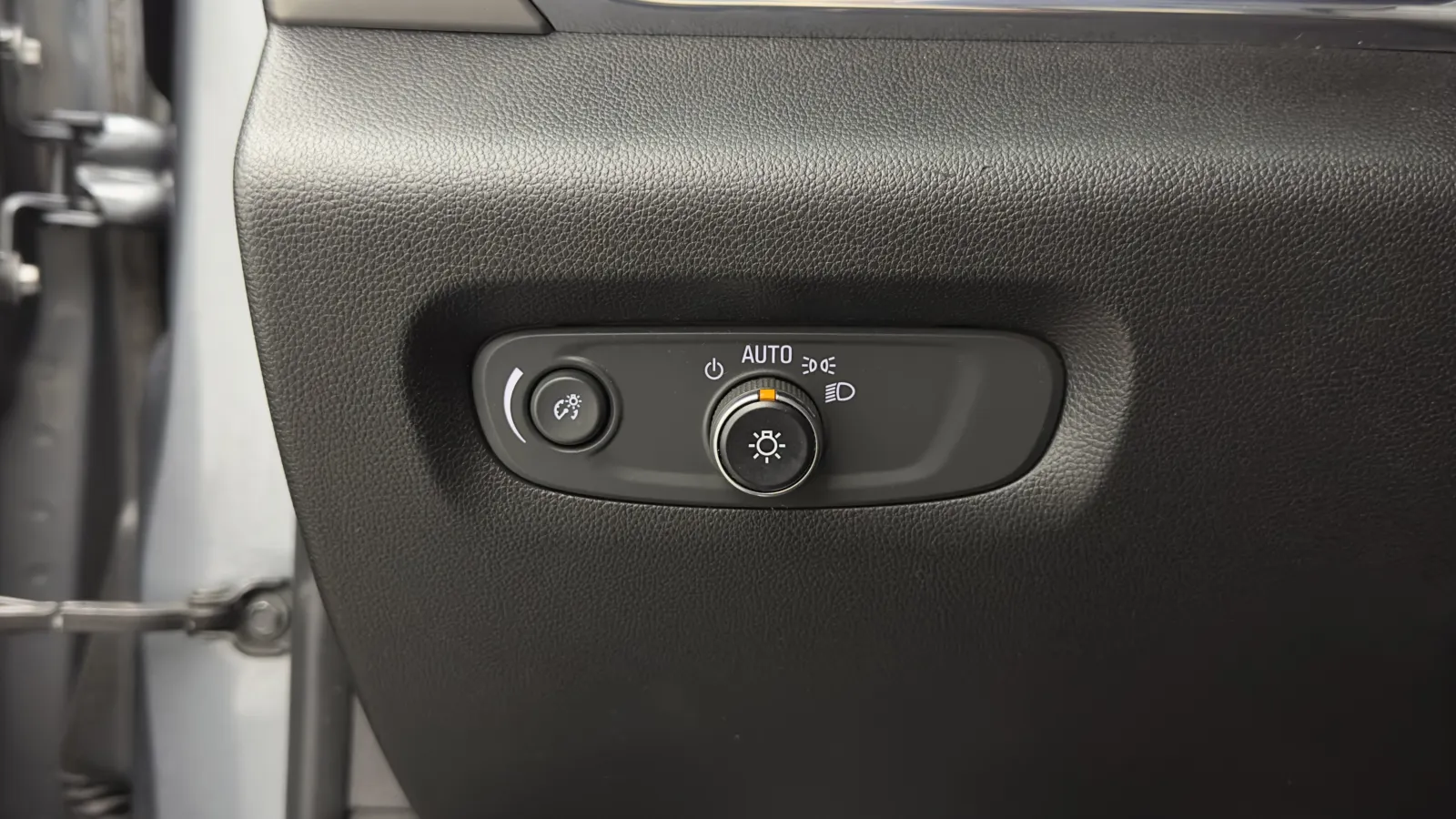 Chevrolet Traverse photo 14