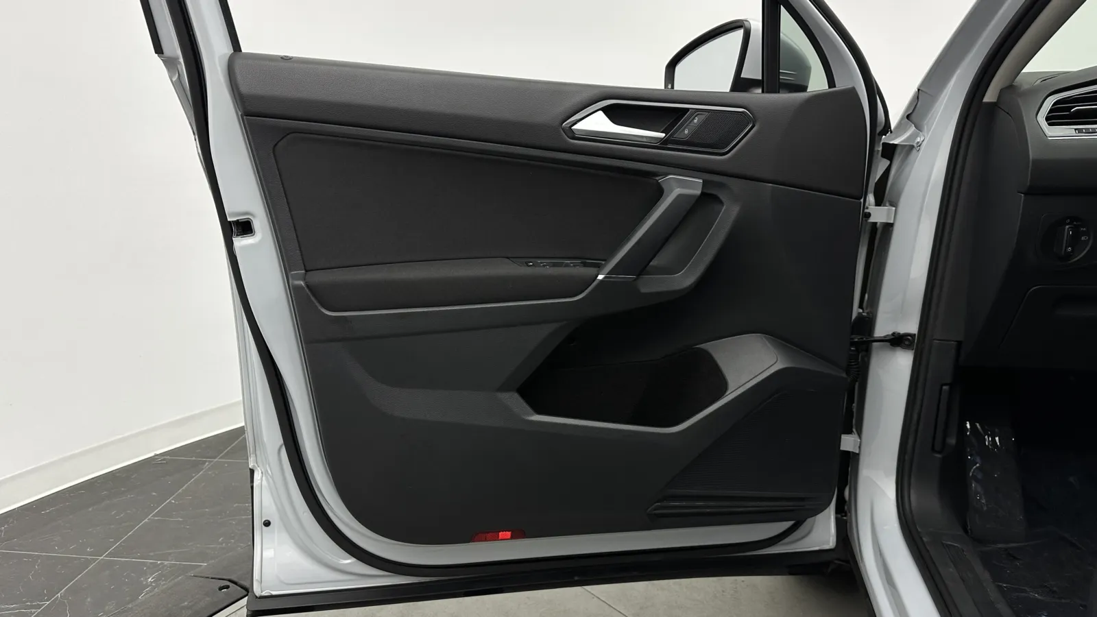 Volkswagen Tiguan photo 10