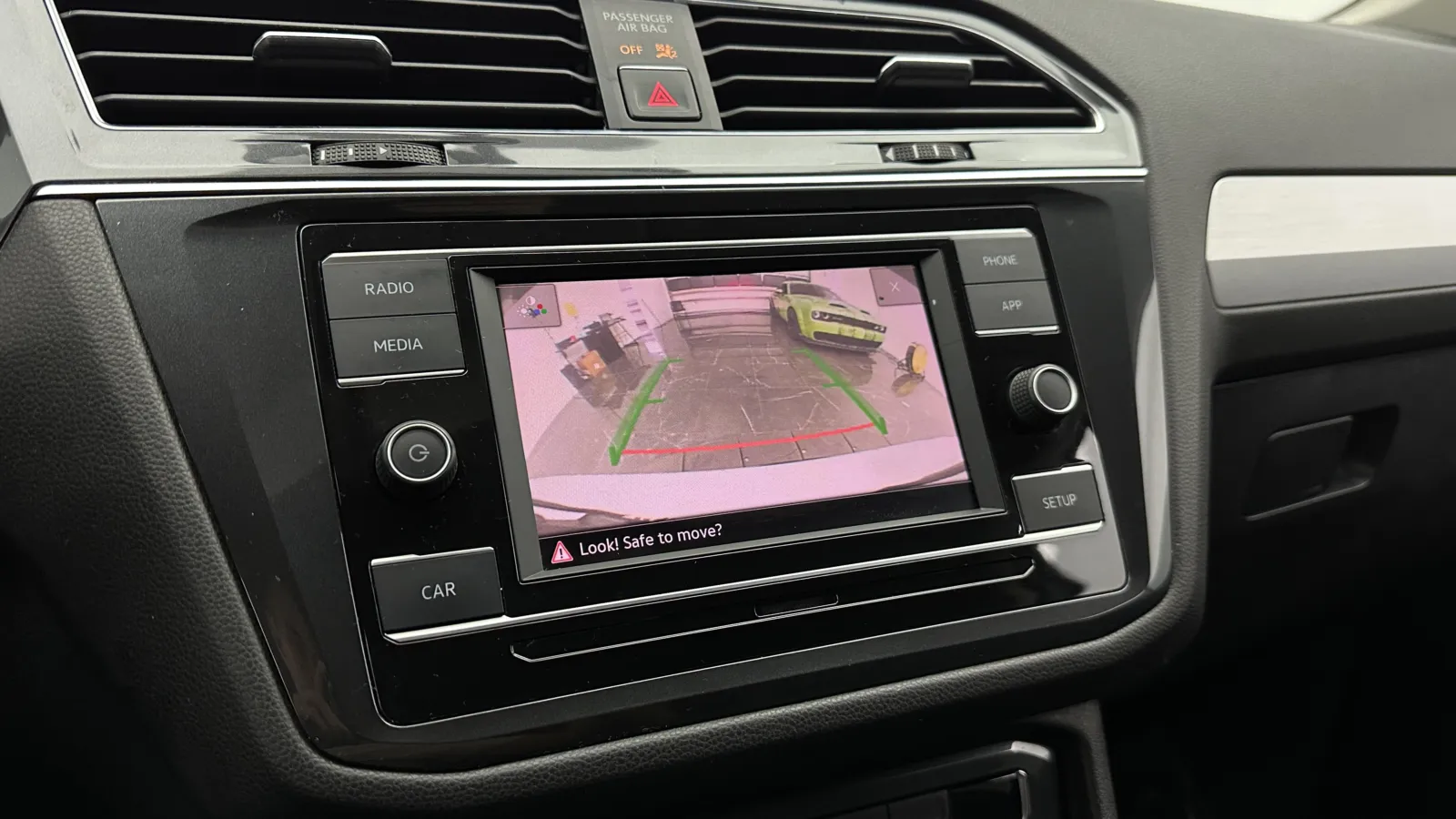 Volkswagen Tiguan photo 16