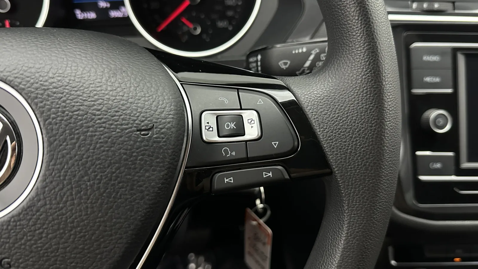 Volkswagen Tiguan photo 19
