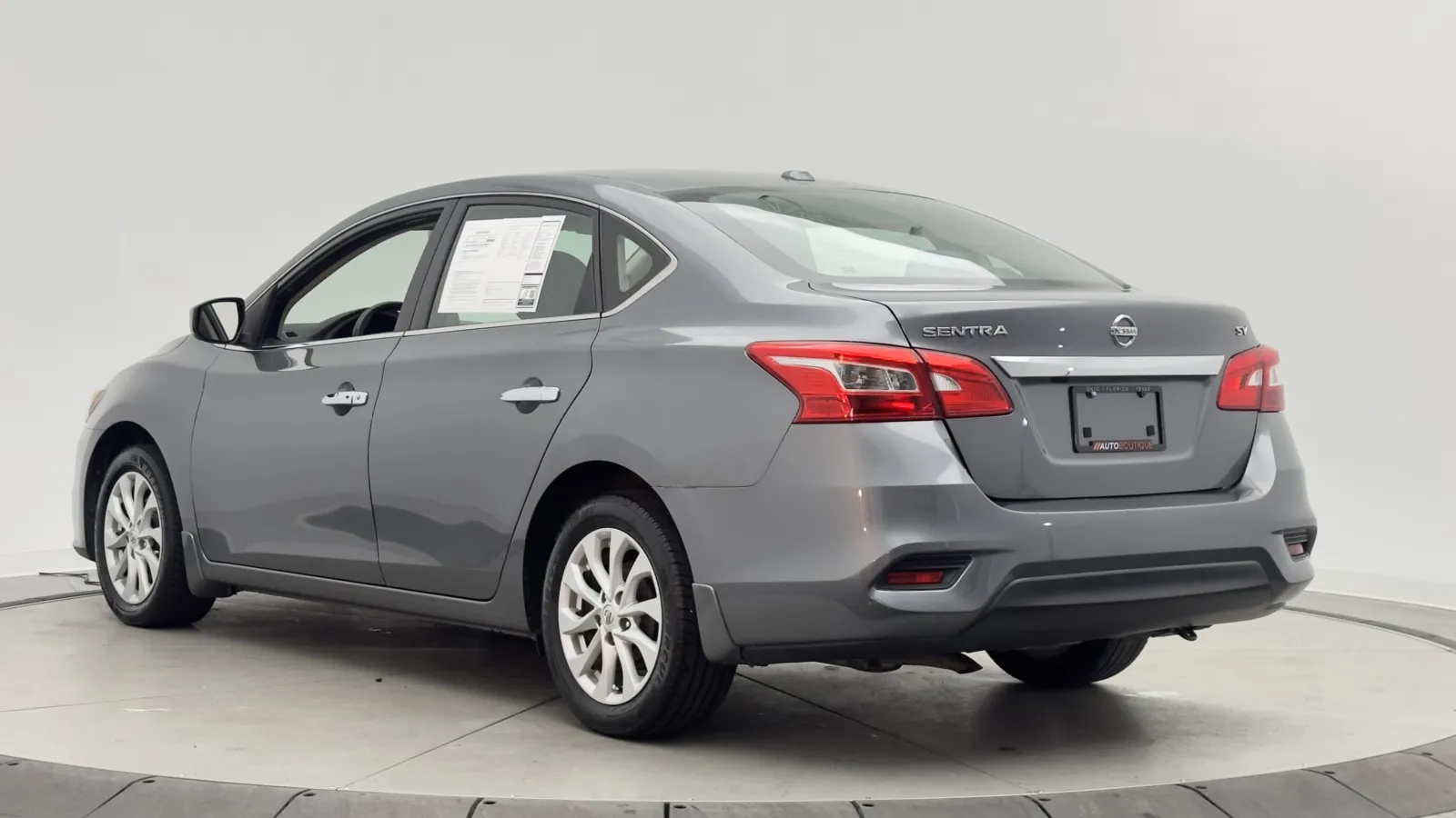 Nissan Sentra photo 5