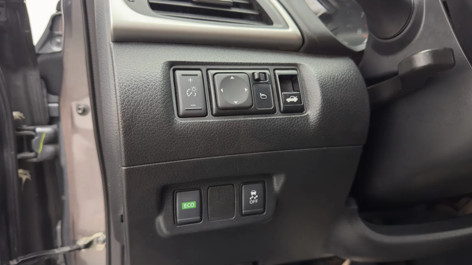 Nissan Sentra photo 14