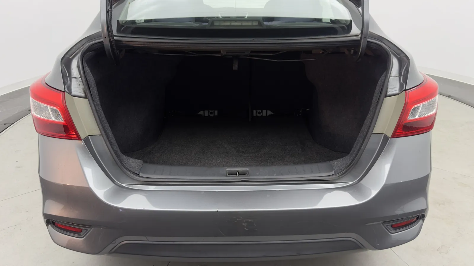 Nissan Sentra photo 23